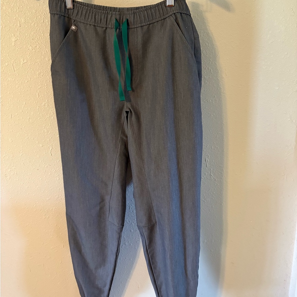 Figs Gray Jogger Sweatpants with Elastic Waistband